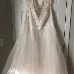 David’s Bridal Wedding Dress